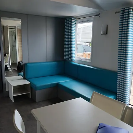 Sous Le Soleil D'opale 르 포르텔